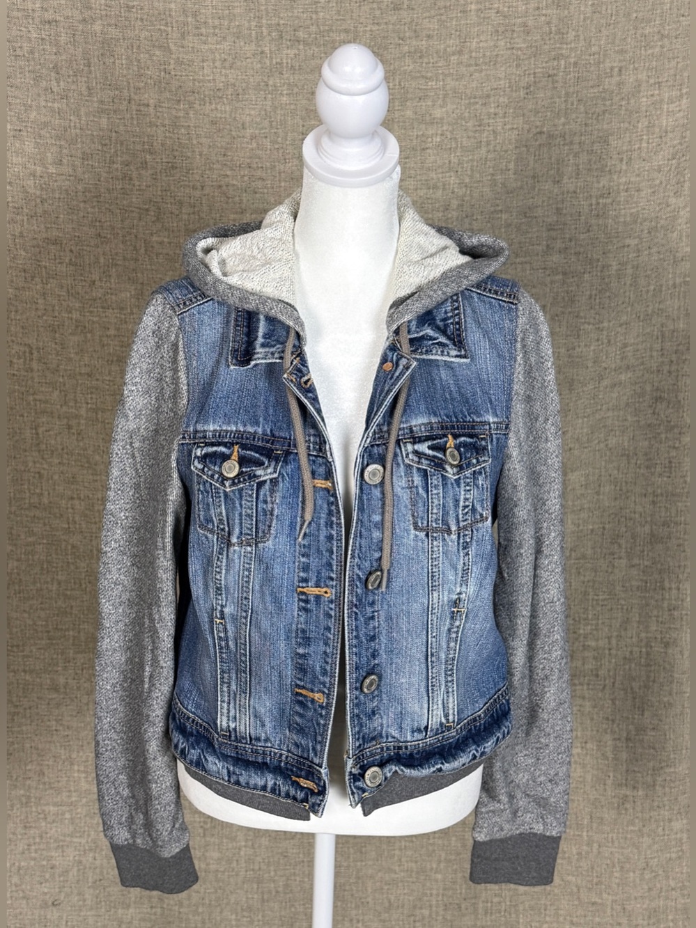 American Eagle Outfitters Vintage Y2K Hybrid Denim Jacket